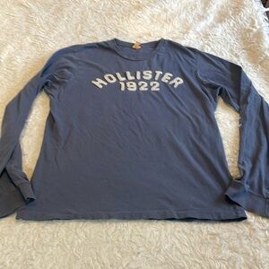 Hollister Large Long Sleeve T-Shirt